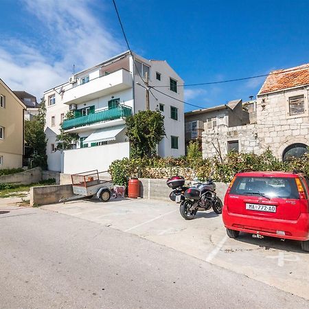 Apartments Tolj Igrane Bagian luar foto